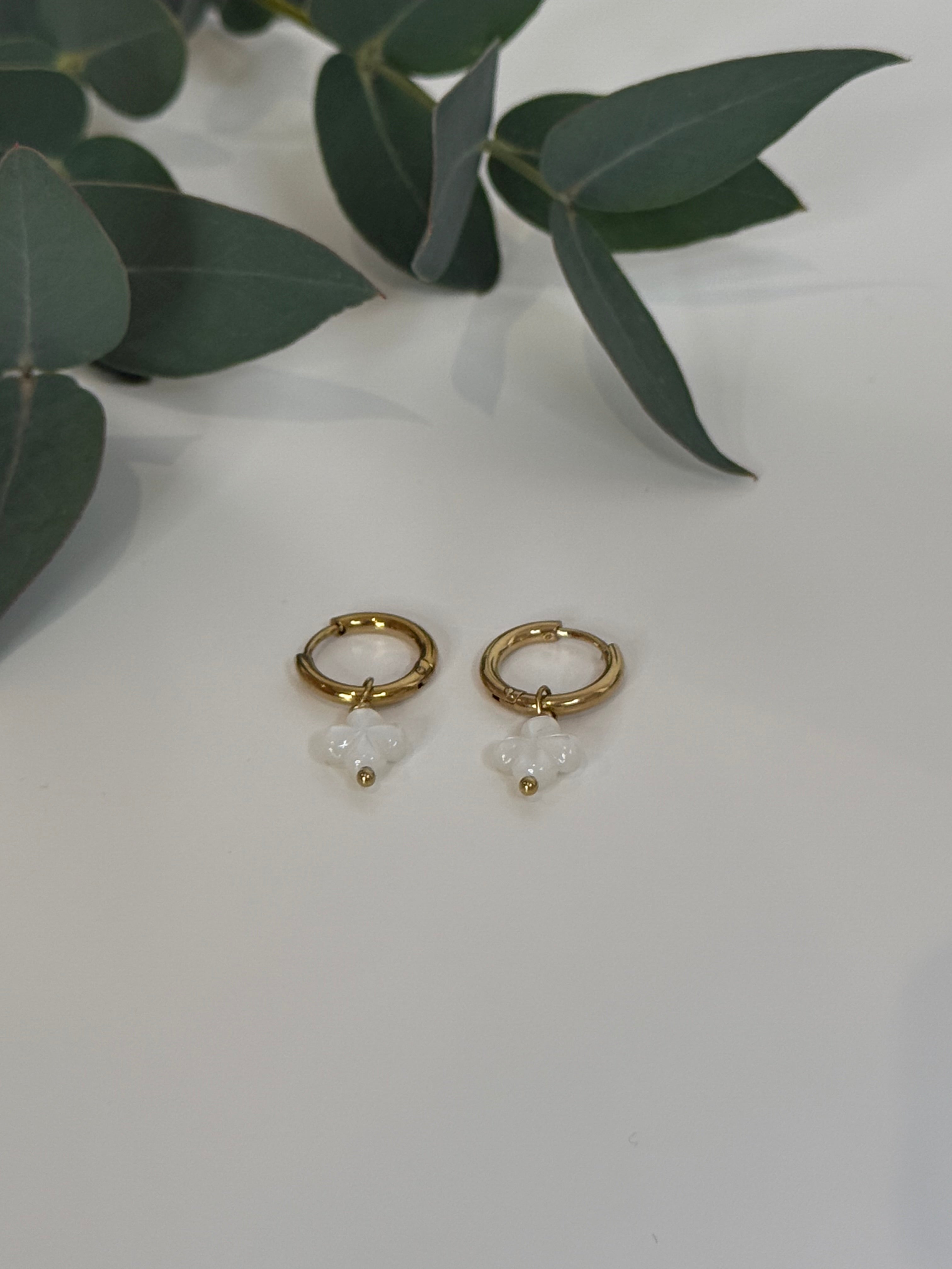 Mini créoles pendantes