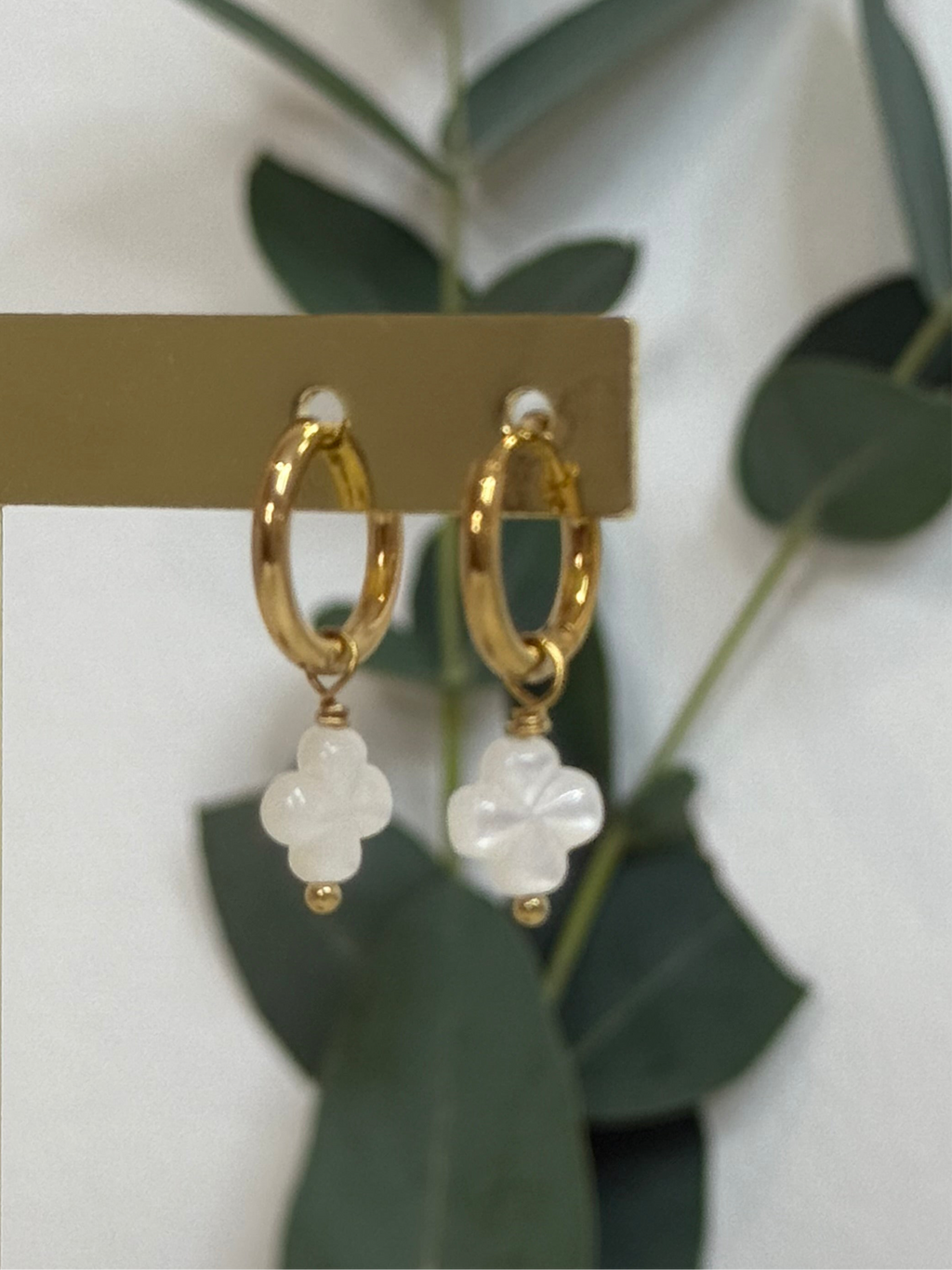 Mini créoles pendantes