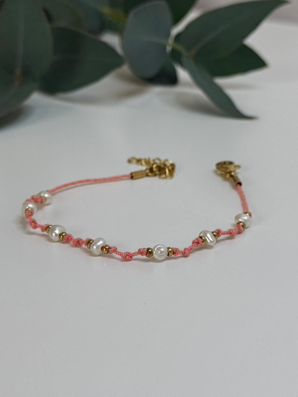 Bracelet perle d’eau doré